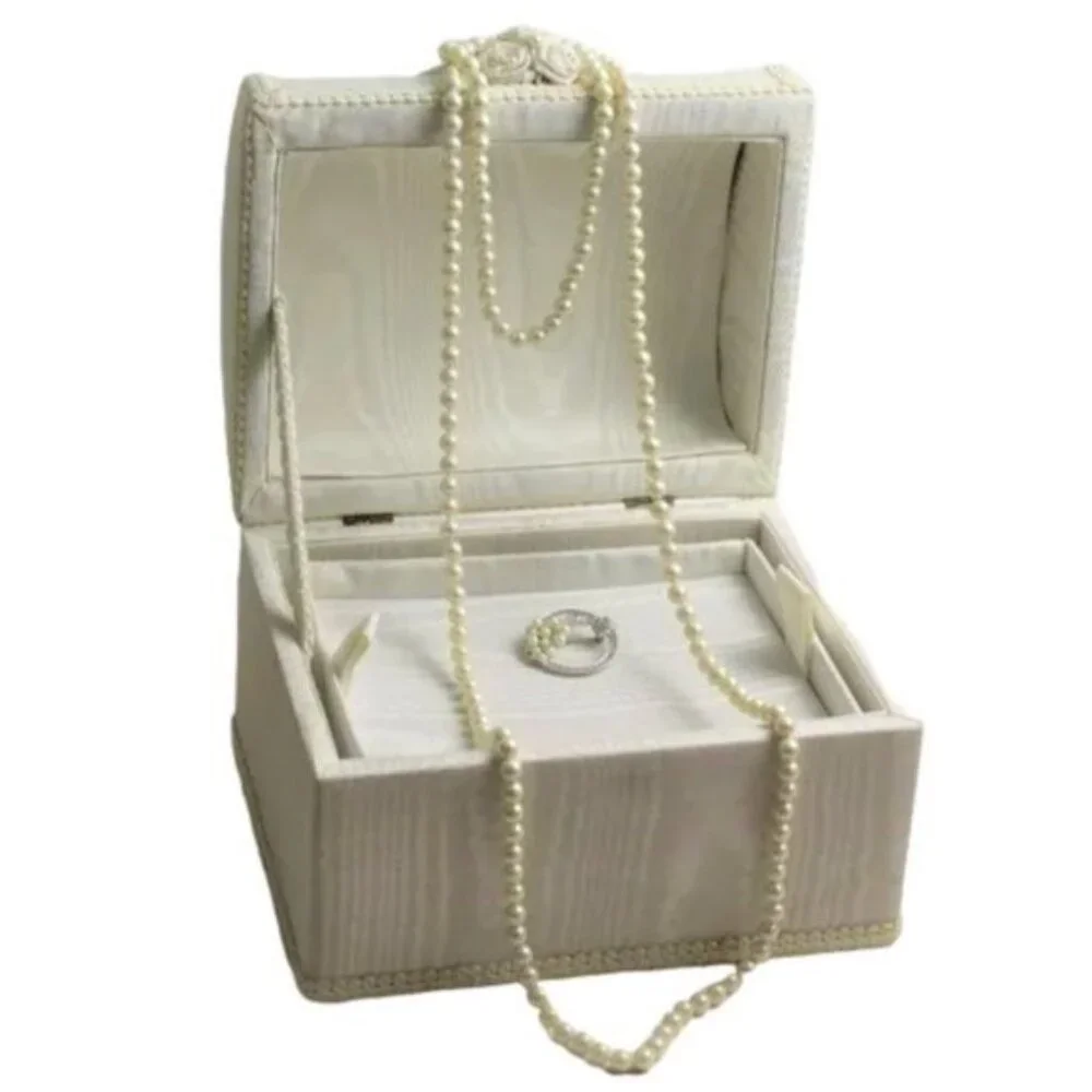 Carolee Faux Multi-Strand Long Pearl Necklace With Broach Accessory (NWOT) - Picture 7 of 10